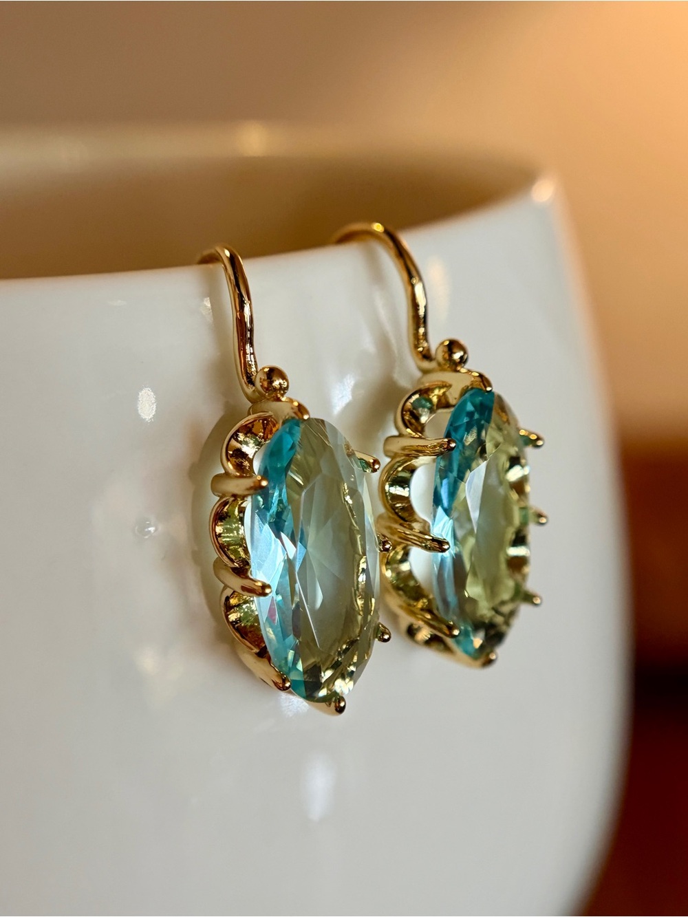 New Gold Tone Elegant Elongated Oval blue CZ Dangling Hoop Earrings